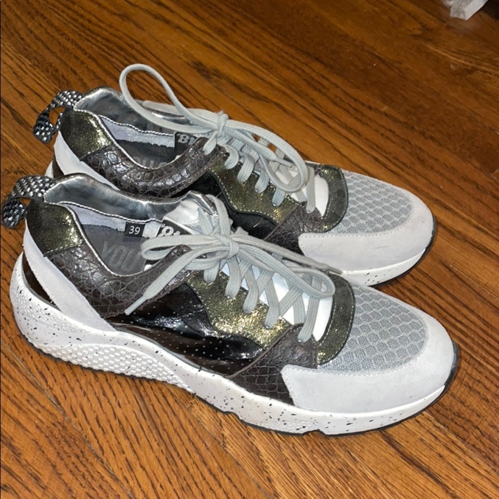 P448 Shoes